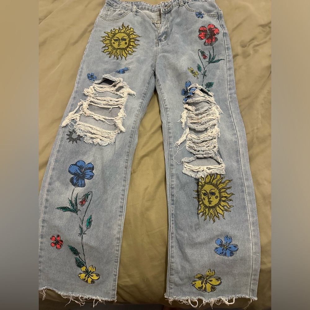 Woman’s baggy jeans